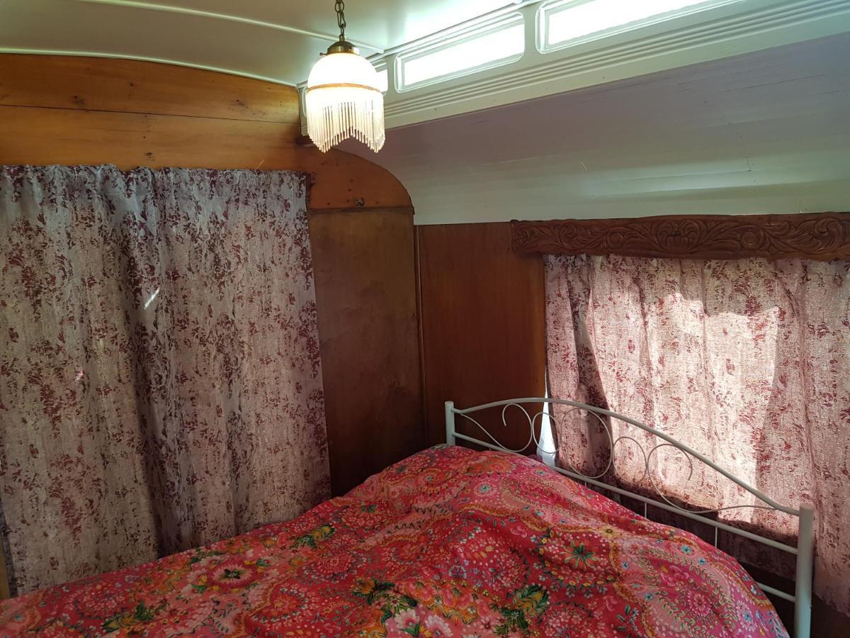 Gipsy Home Nieuwleusen Екстериор снимка